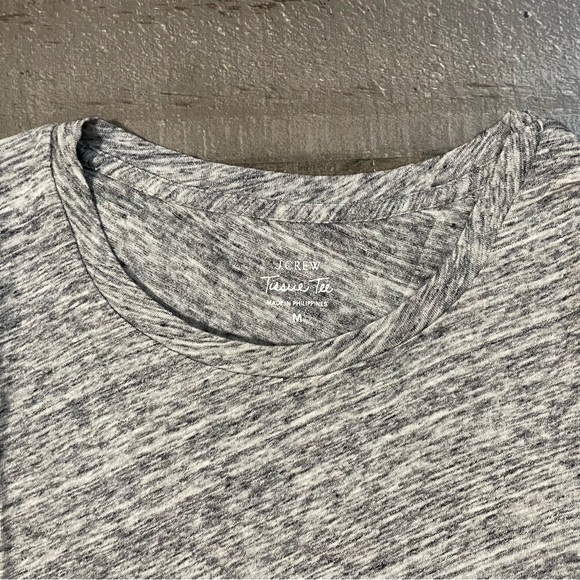 J. Crew Tissue Tee Fitted Short Sleeve Tee Heathered Gray Women’s Size M - Picture 3 of 7